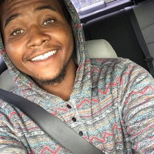 Meet your Posher, Devin